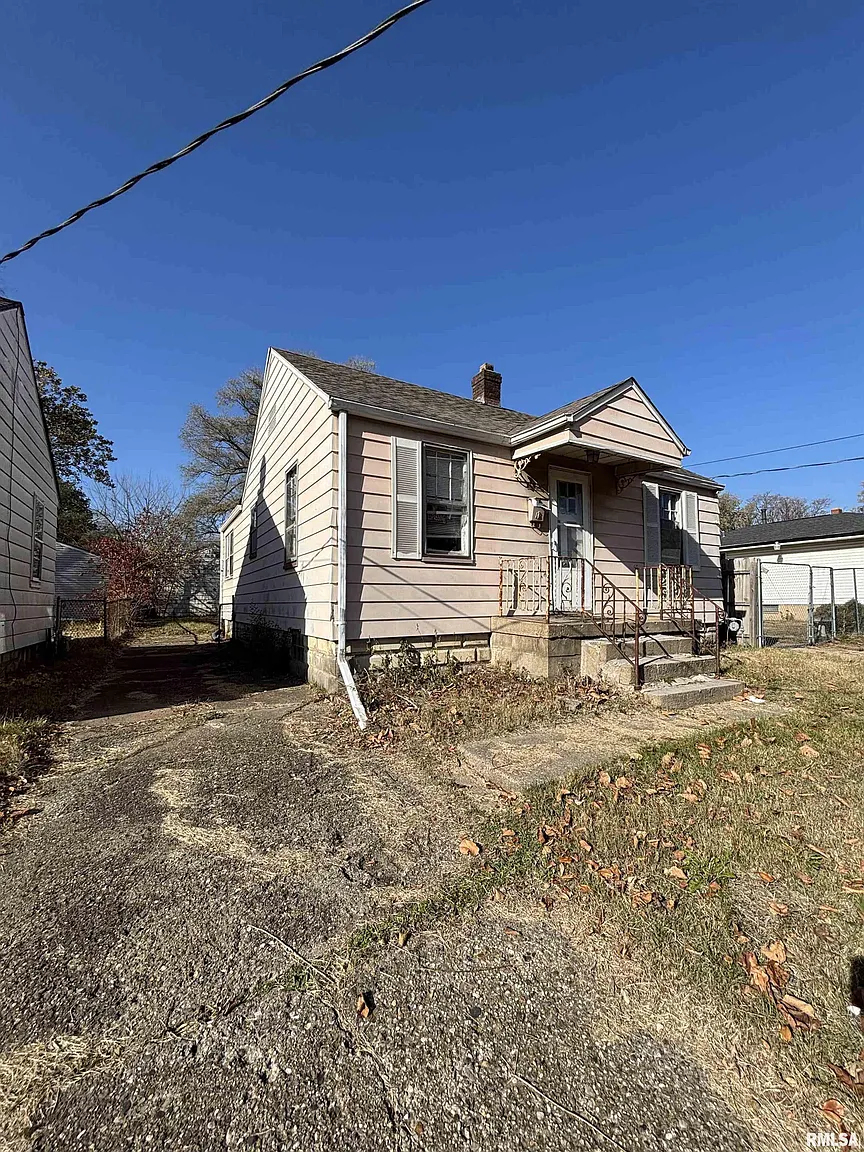 1529 S Arago St photo 1