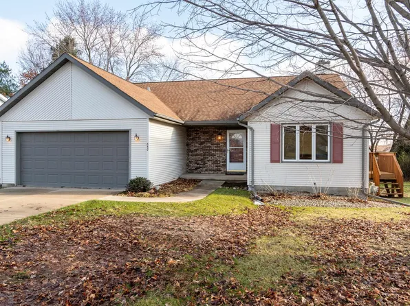 850 N Perry Pkwy, Oregon, WI 53575