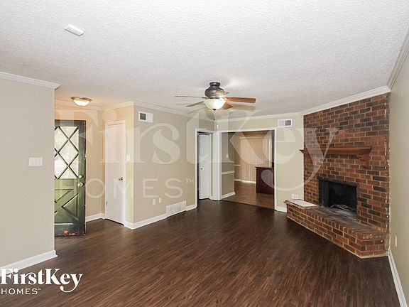 3rd image of 6047 Tiffany Rd