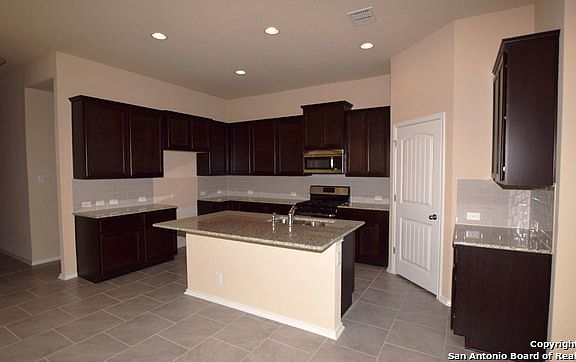 2nd image of 15230 McKays Lark
