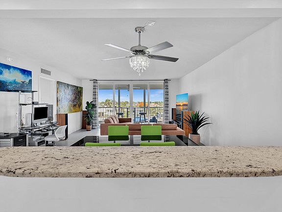 5th image of 303 N Riverside Drive #503