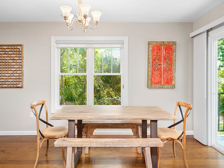 405 Little Sycamore Ln — Photo 8