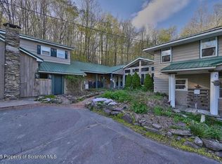 69-71 Timbertop Trl, Newfoundland, PA 18445