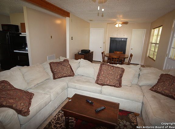 4th image of 127 Labus Ln #181