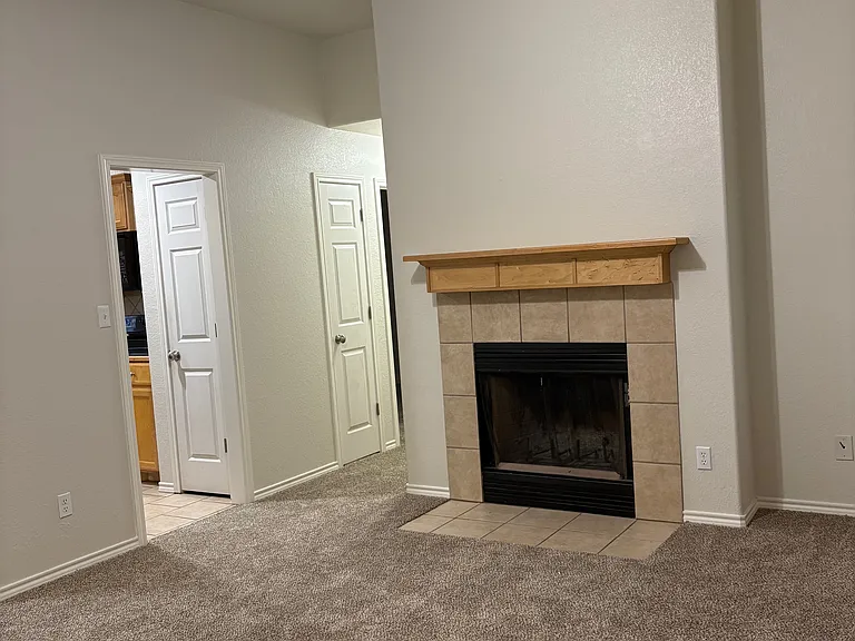 210 Sugarloaf Ave — Photo 4