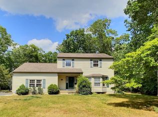 25 Peach Orchard Rd, Ocean View, NJ 08230