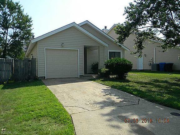 2nd image of 3928 Snug Harbor Dr