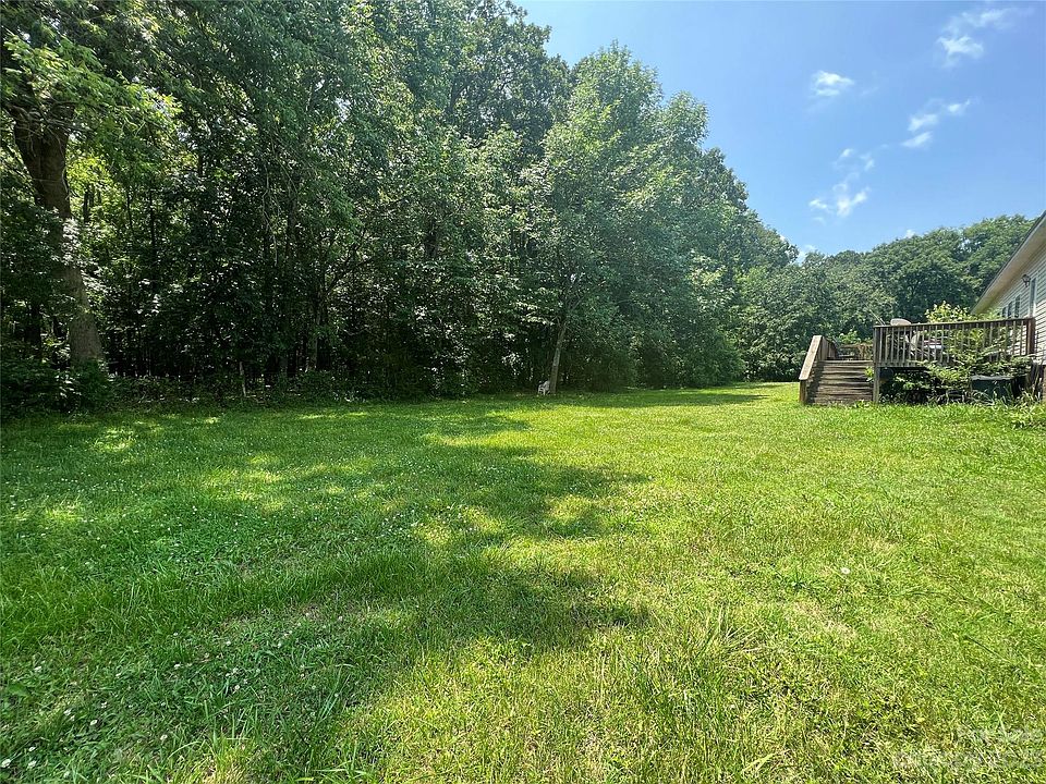 2nd image of 6123 Sunrise Ln