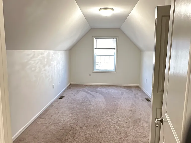 110 Nolan Dr — Photo 39