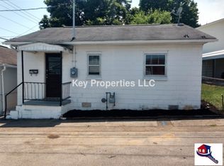 107 1/2 N C St, Lenoir City, TN 37771