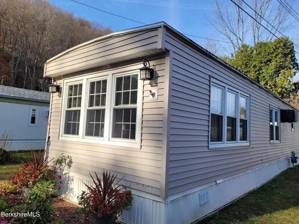 6 Pinnacle Point, Adams, MA 01220