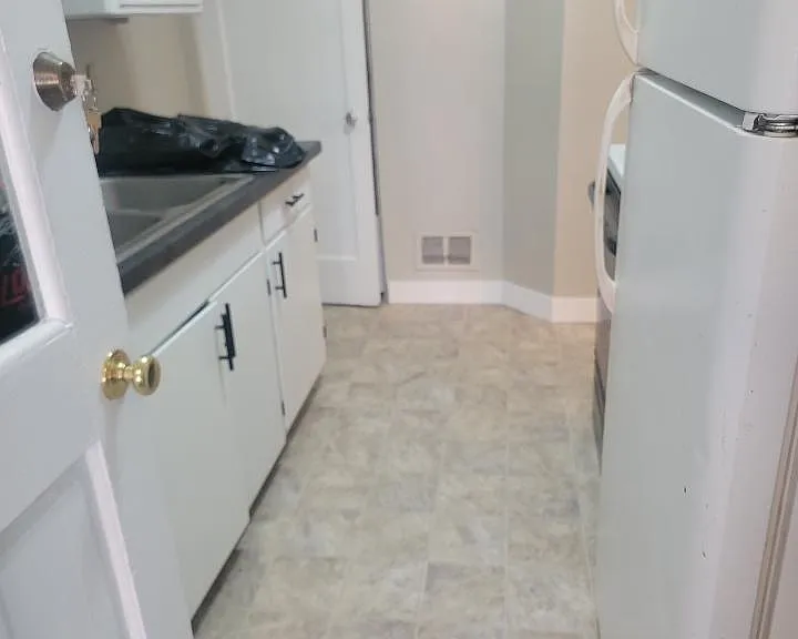 3737 O St — Photo 5