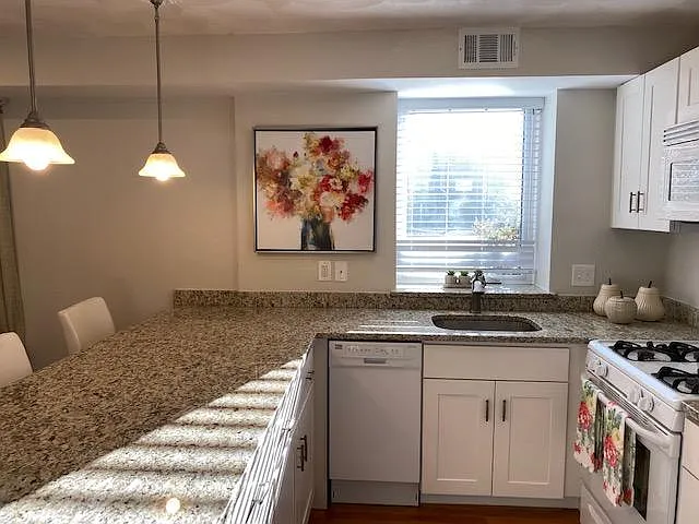 209 Commonwealth Ave #1 — Photo 5
