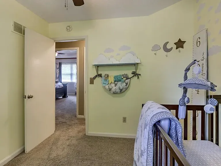 420 SE Onyx Dr — Photo 15