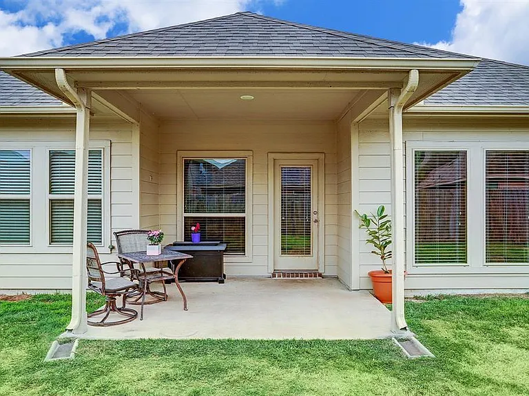 4411 Eclipse Park Ct — Photo 26