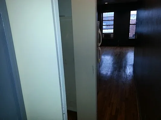 Rented by ZealEstate Group Inc | media 22