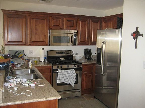 2nd image of 1132 Claire Rose Ave