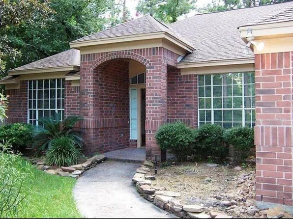 35 Barn Lantern Pl, Spring, TX 77382