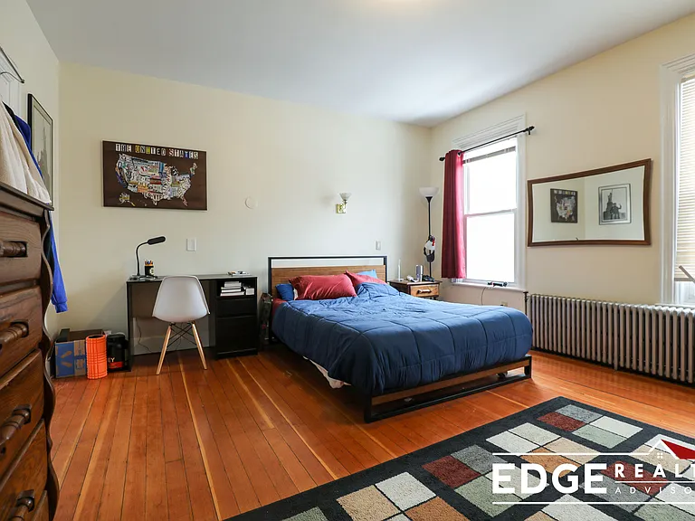 10 Woodmont St — Photo 10