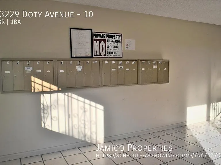 13229 Doty Ave #10 — Photo 3