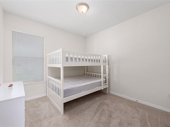 5th image of 16743 Herongate Dr