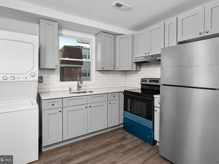 20-1 Florence Tollgate Pl #1 — Photo 11