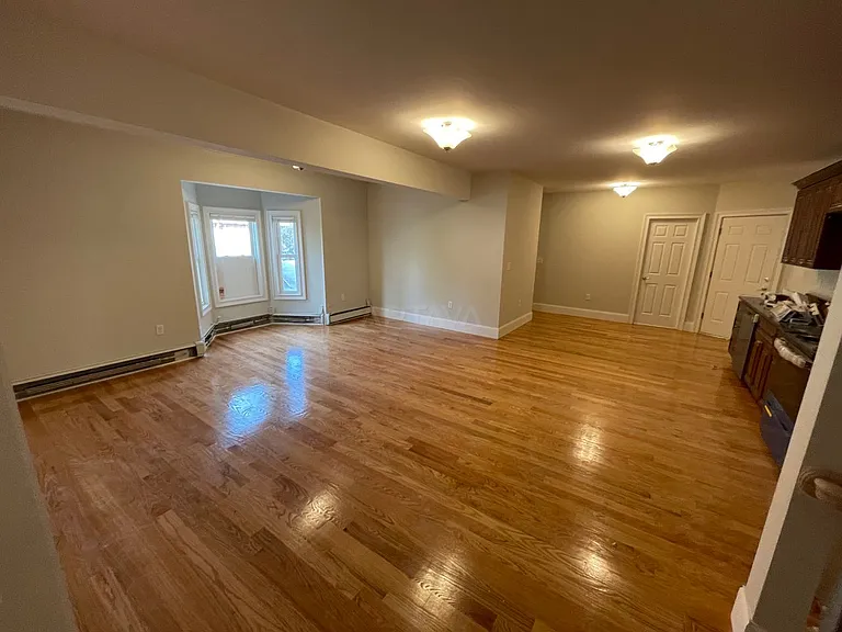 10 Park St #2 — Photo 19