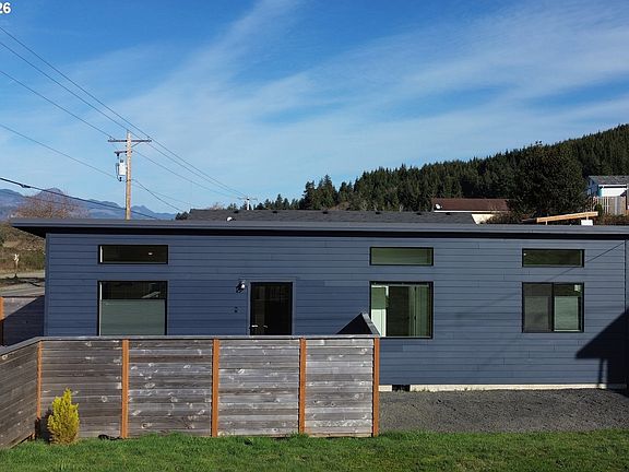 2nd image of 95 Nehalem Blvd