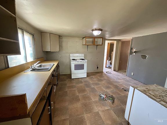 4th image of 307 S 1st St