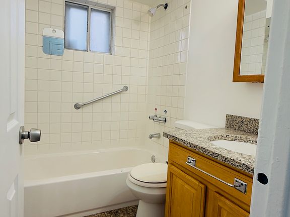 3rd image of 2114 E 69th St #1