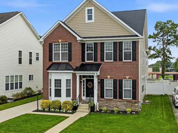 3283 Mulberry St, Edgewater, MD 21037