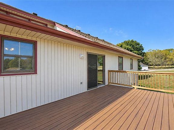 4th image of 12915 Meadowlark St