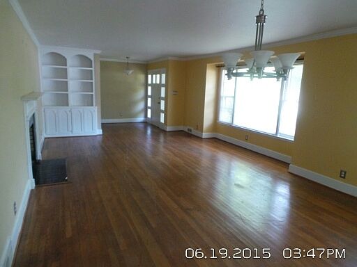 4th image of 734 Asheville Hwy