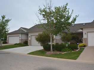 511 Sycamore Cir, Saline, MI 48176