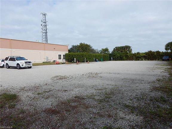 3rd image of 3534 Plover Ave