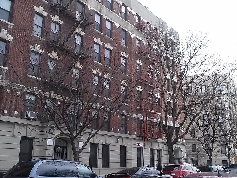 1st image of 83 Hamilton Pl