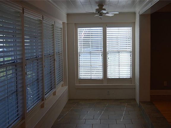 4th image of 716 E Amelia St