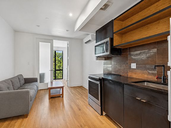 3rd image of 568 Lafayette Ave #3B