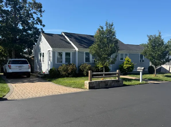 19 Spring St Street, Barnstable, MA 02601