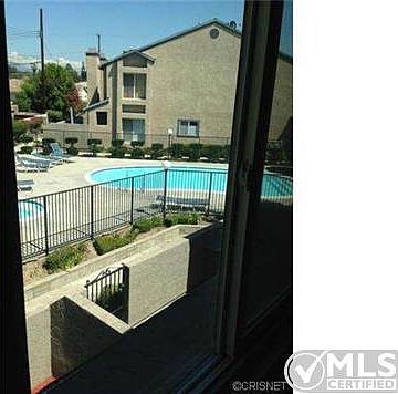4th image of 687 N Lark Ellen Ave