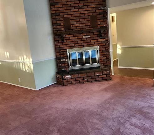 5th image of 1460 Aintree Dr