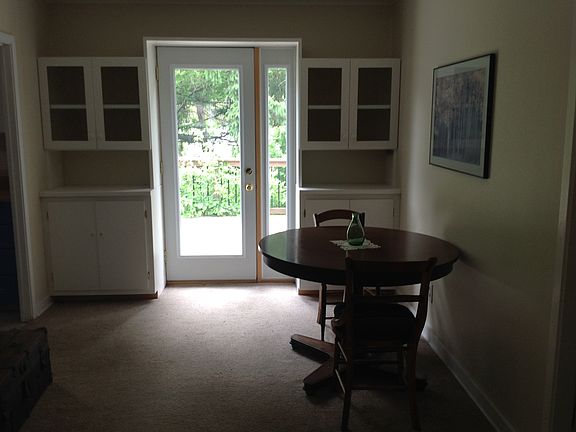 4th image of 2918 S 42nd St