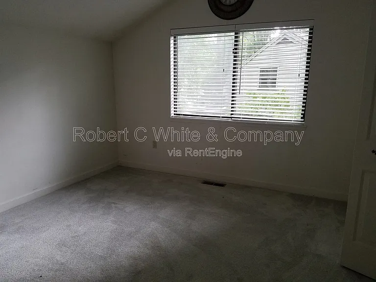 31 Farmington Chase Cres — Photo 23