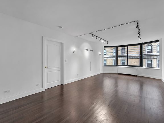 3rd image of 155 W 70th St APT 11C
