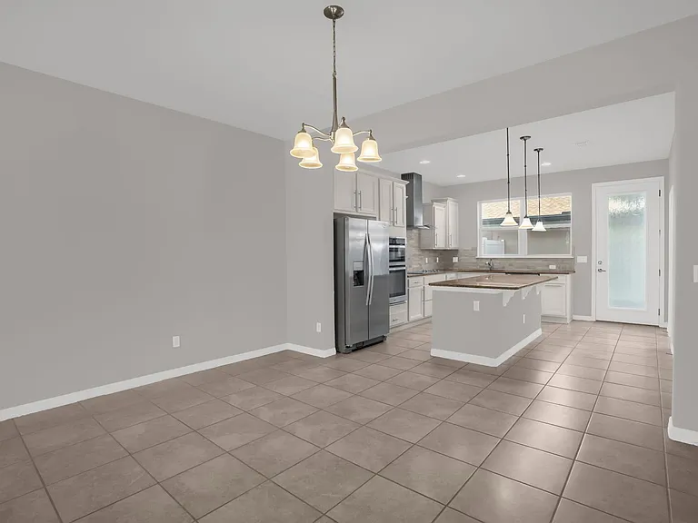5167 Caspian St — Photo 6
