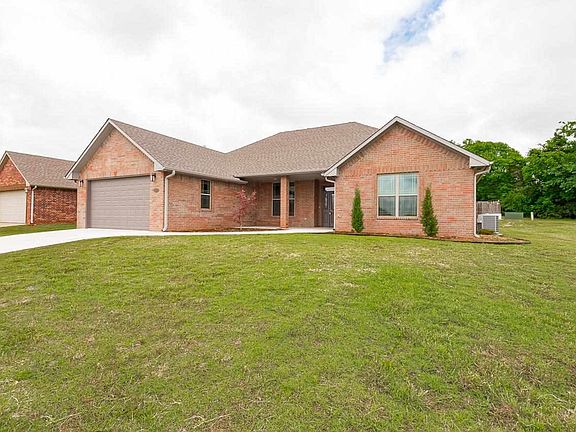 2nd image of 3109 S Eagle Summit Dr