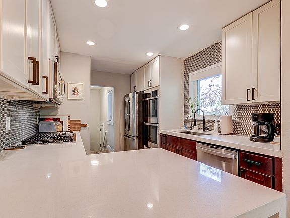2nd image of 3101 W 37th Ave