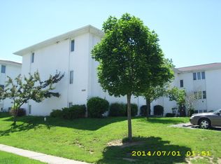1909 Tracy Dr APT 6, Bloomington, IL 61704