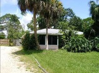 2165 Bay St, Sarasota, FL 34237