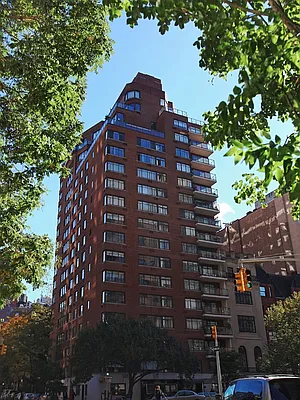 Sold by Sotheby's International Realty | media 21